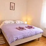Panorama With Private Parking Cres