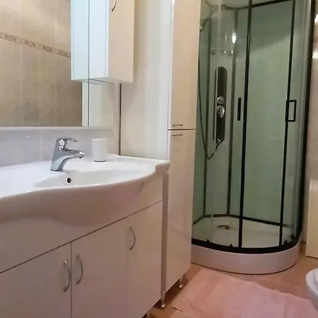 Panorama With Private Parking 아파트 *