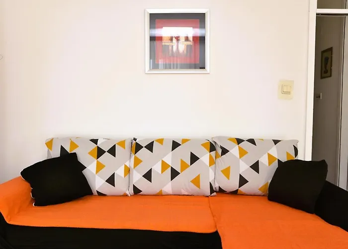 Panorama With Private Parking Apartment *