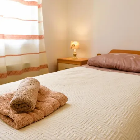 Panorama With Private Parking Apartman