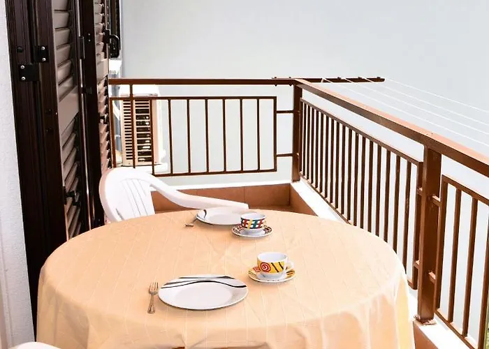 Panorama With Private Parking Apartament Cres